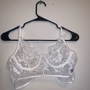 White lace bralette